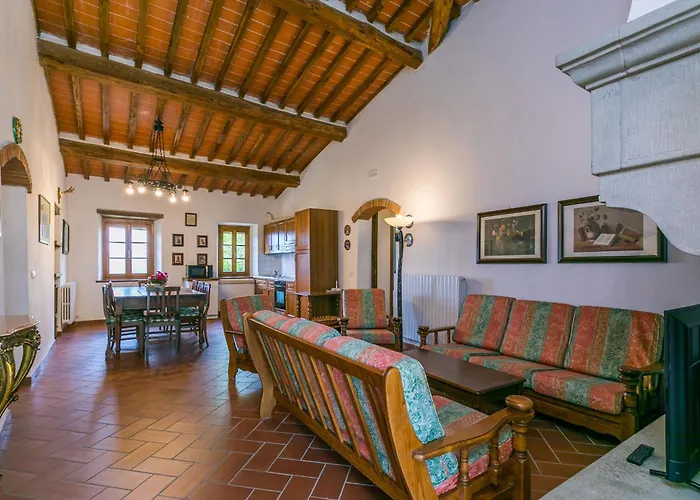 Nyaraló La Querciolaia By Interhome *